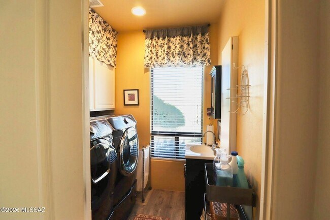 Building Photo - 10414 N Gold Canyon Pl