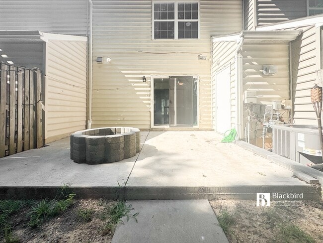 Building Photo - 2449 Sagewood Ct
