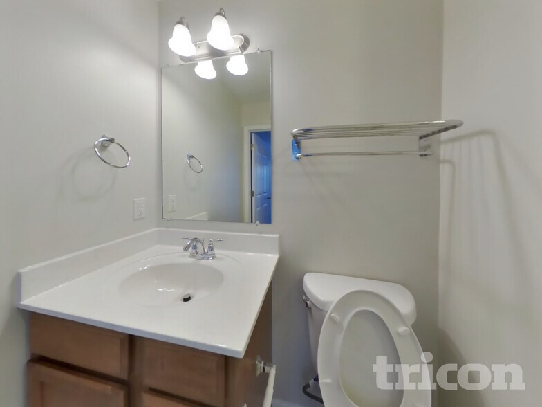 Building Photo - 2609 Jordan Ridge Dr