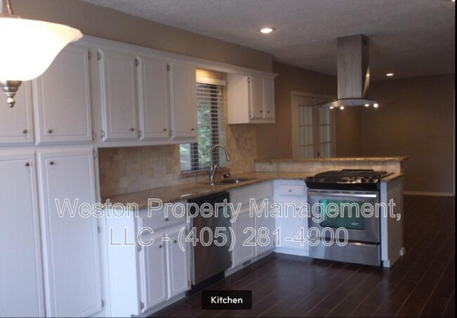 Building Photo - 503 Elmcrest Dr