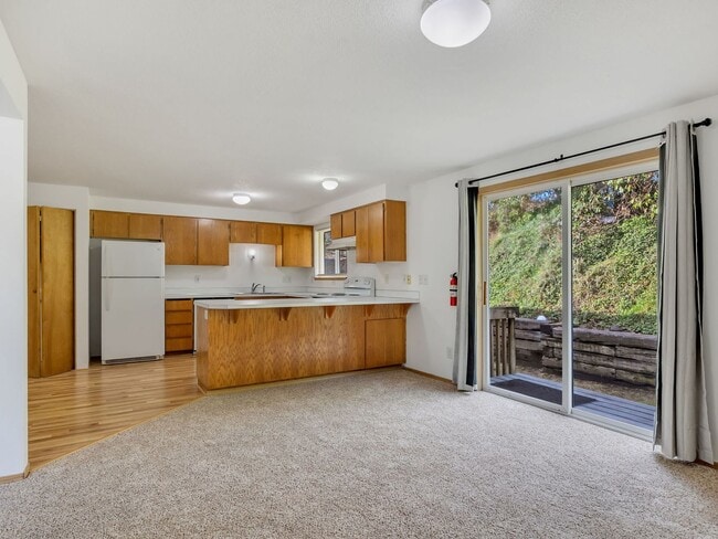 Building Photo - 1525 7th St