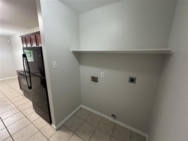 Building Photo - 17060 CR 191