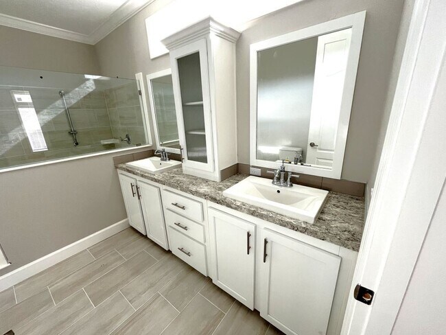 Building Photo - 1029 Mayapple Ln