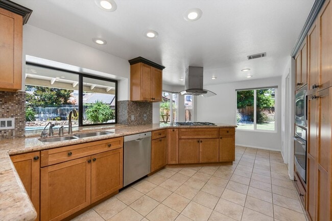 Building Photo - 2901 Loveland Way