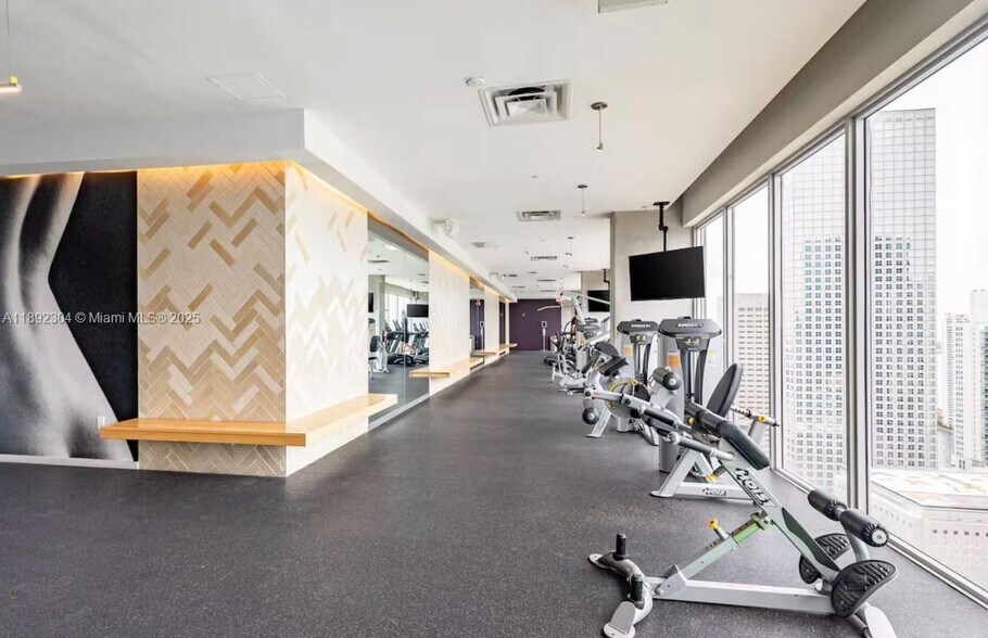 Building Photo - 151 SE 1st St