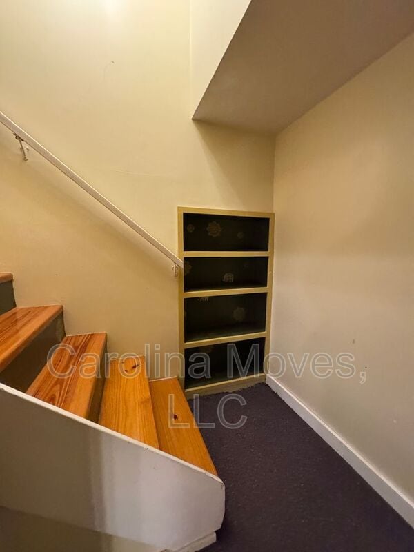 Building Photo - 101 S 7th St