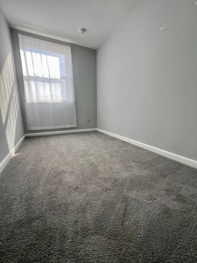 Building Photo - Beautiful 3bed-1.5 bath Home in Ambler!