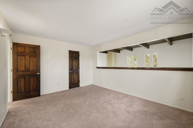 Building Photo - 3161 Plaza Blanca