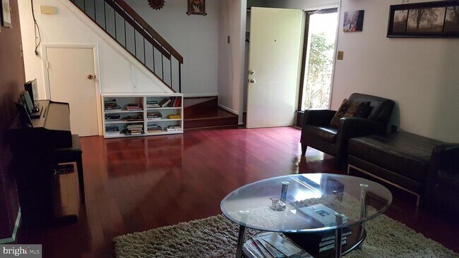 Primary Photo - 10699 Spring Oak Ct