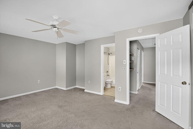Building Photo - 2492 Wentworth Dr