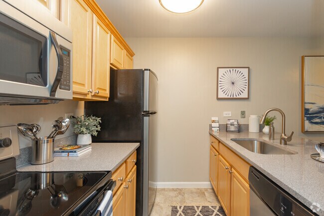 Building Photo - Fifty9 Grove