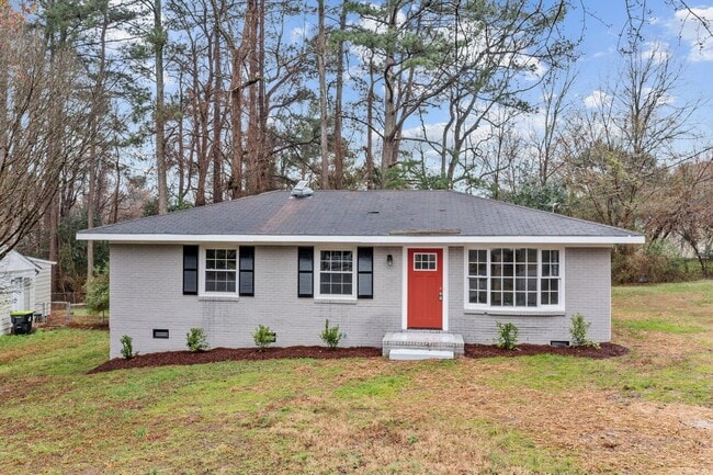 Building Photo - ** COMING SOON ** Charming, updated single family home!