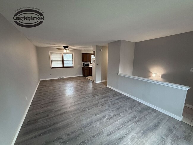 Building Photo - 1712 Garden Dr