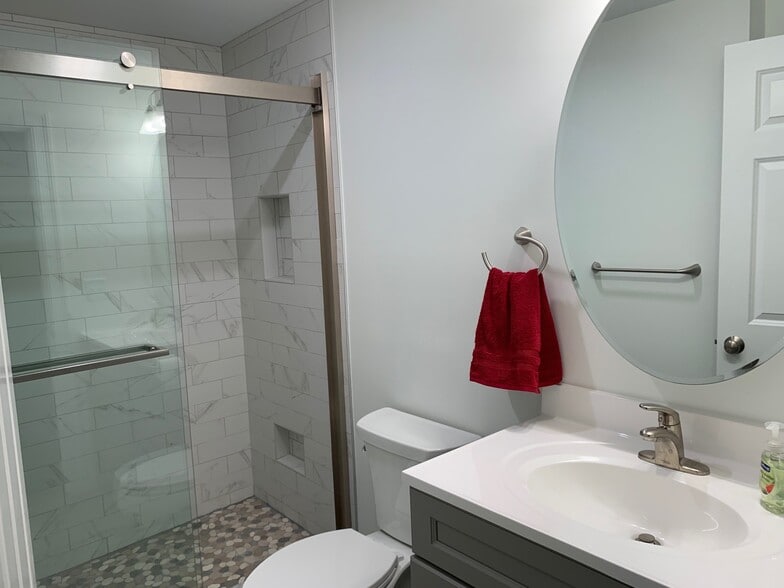 Building Photo - 9 Cascade Rd