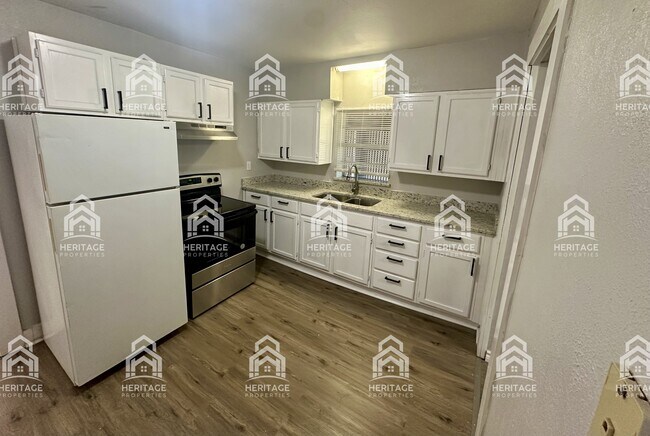 Building Photo - 708 Grayson St