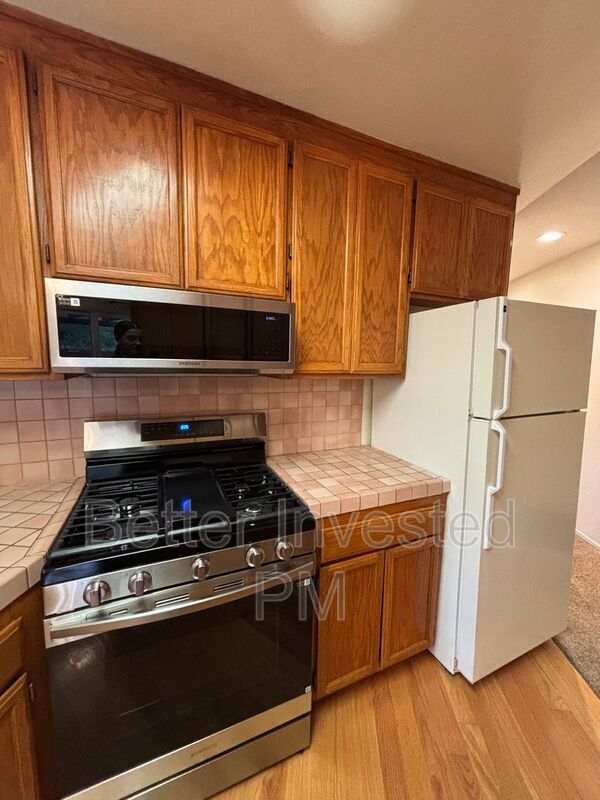 Building Photo - 1912 Cooper Dr