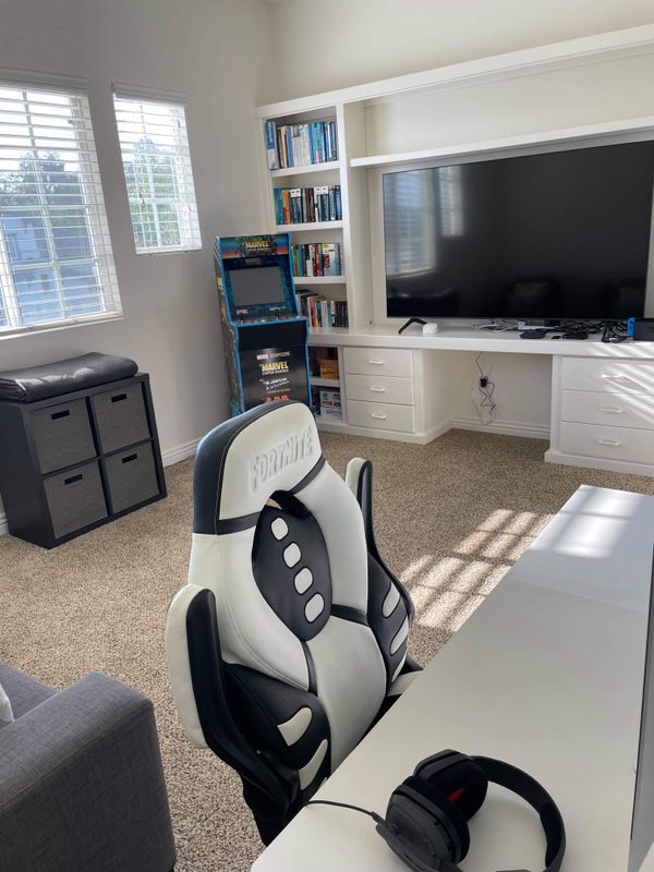 Building Photo - 31 Ledgewood Dr