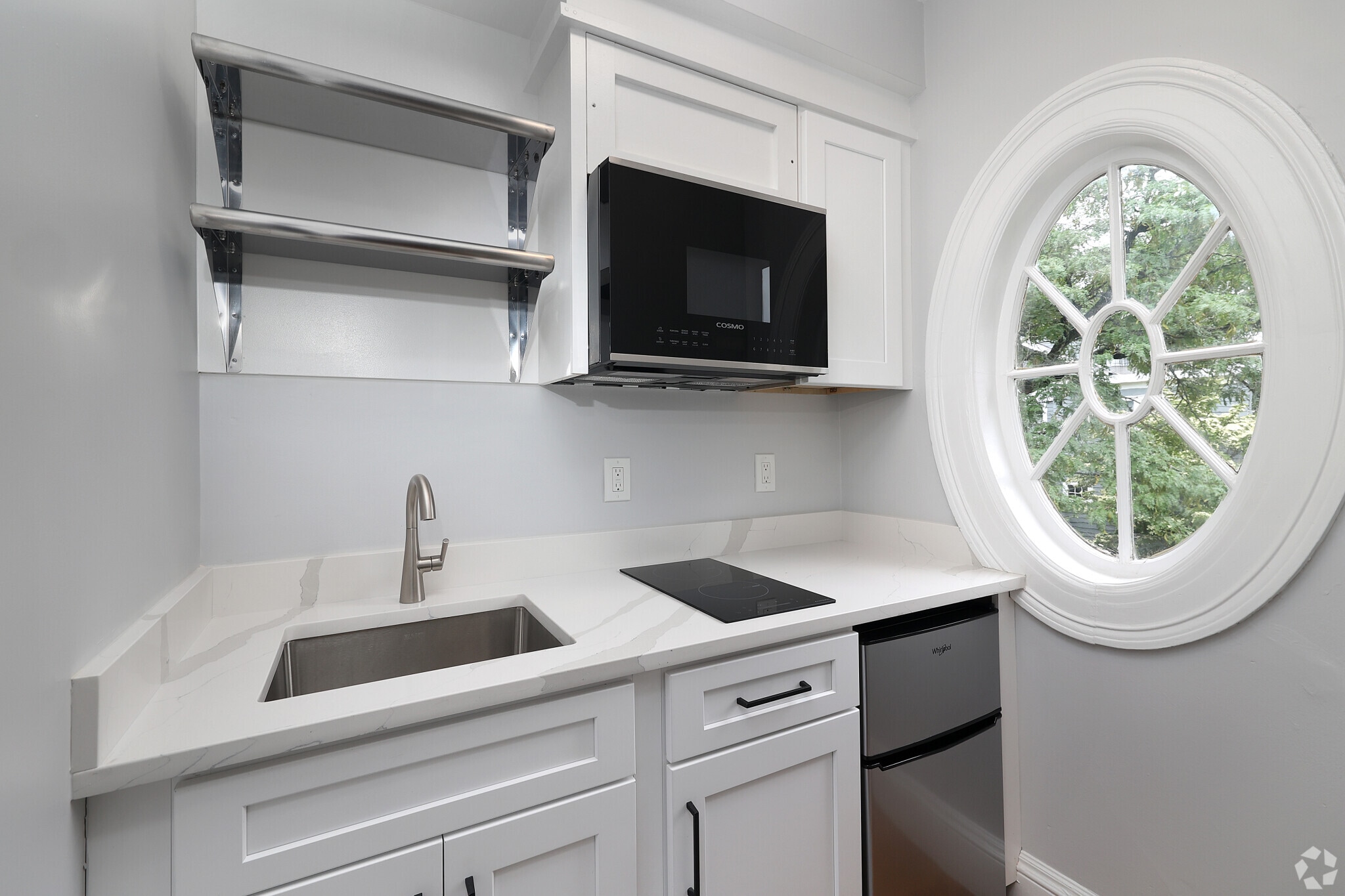 Building Photo - 50 Irving St