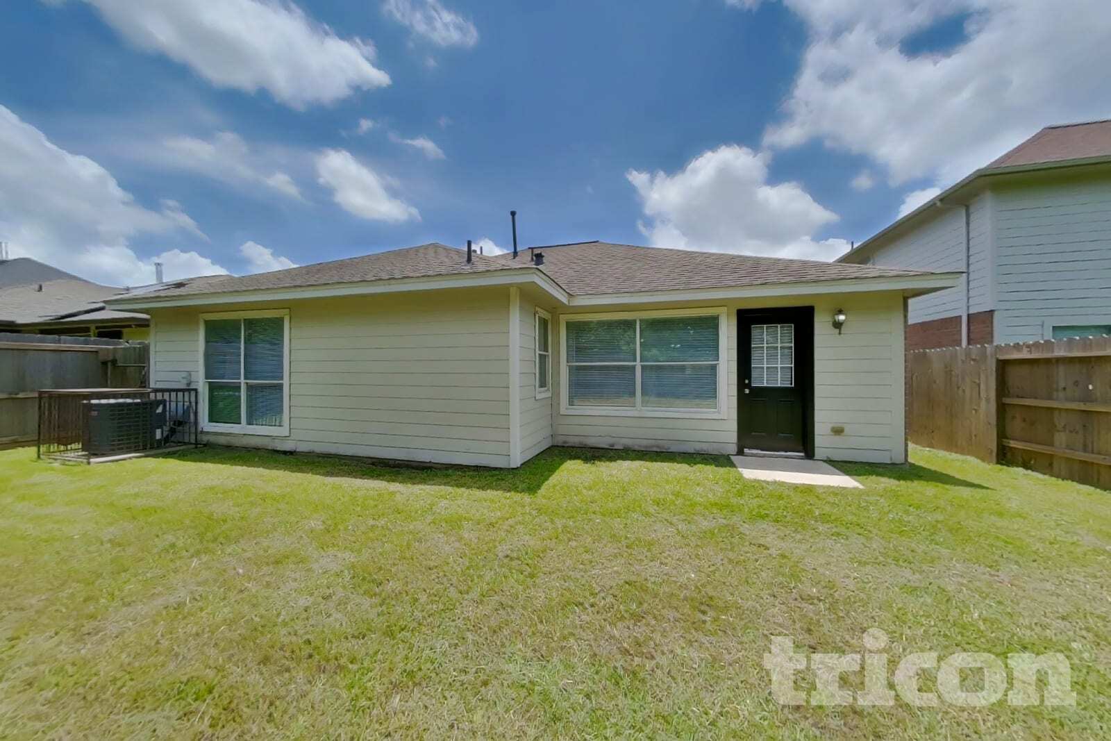 Building Photo - 8707 Texas Acorn Ave