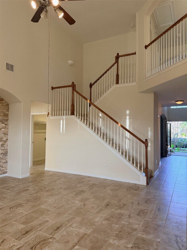 Building Photo - 14035 Mohave Way Dr