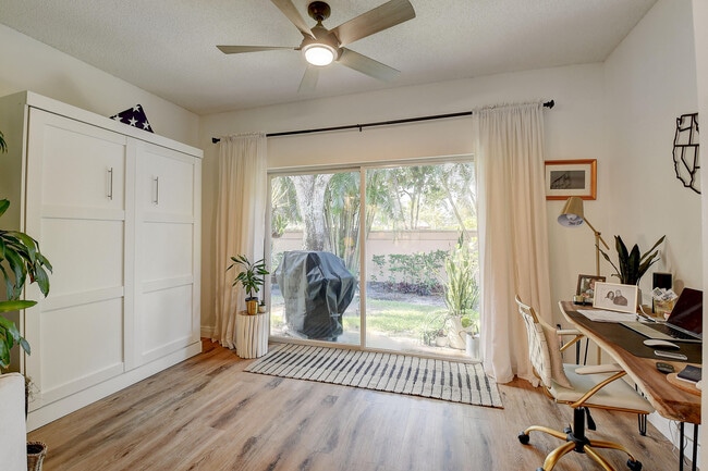 Building Photo - 9892 Summerbrook Terrace