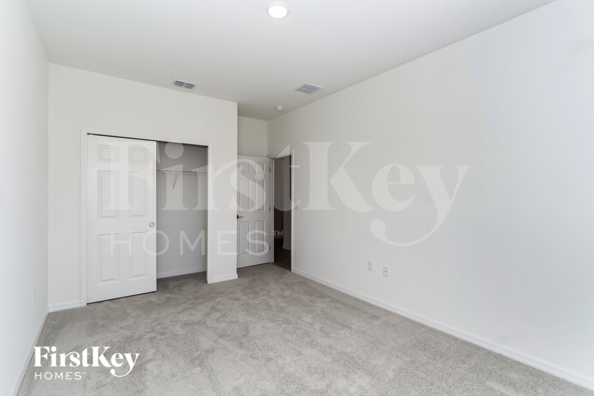 Building Photo - 340 Corbel Ln