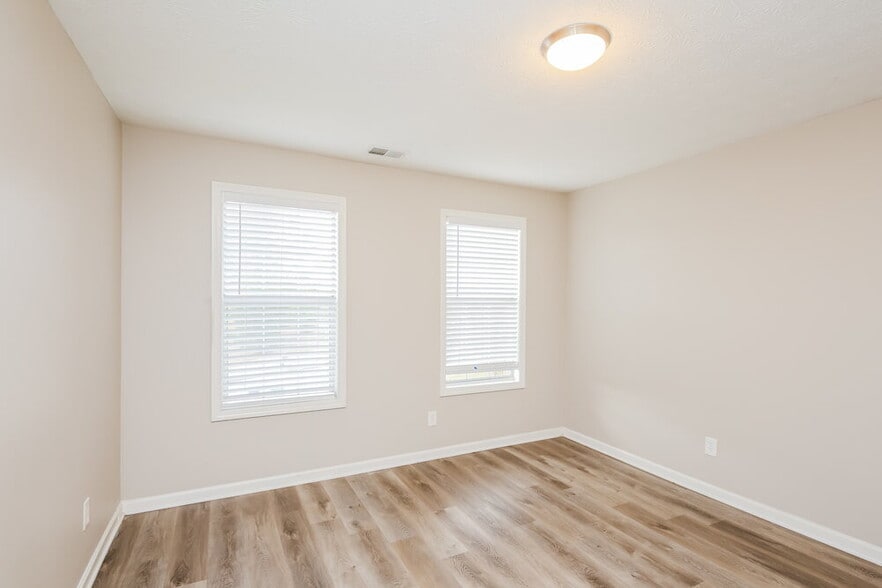 Building Photo - 2500 Pendergrass Ln