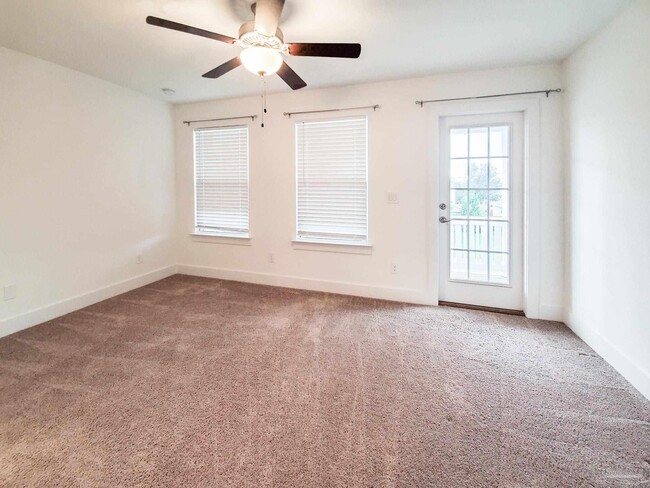 Building Photo - 5406 Arrowhead Rd