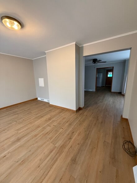 living room - 1109 Garfield St