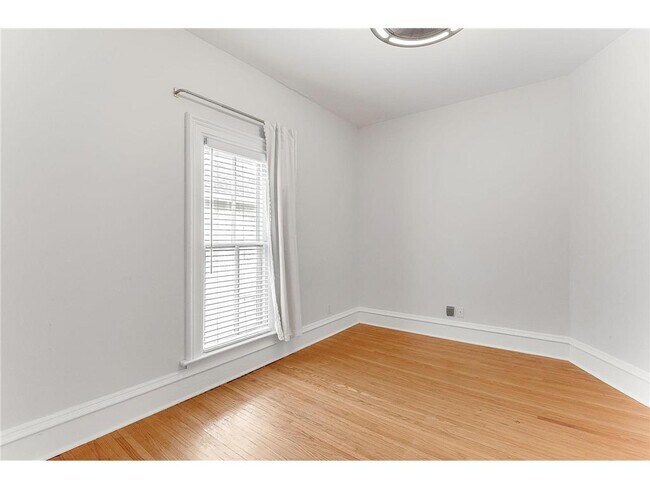 Bedroom #2 - 2316 Fremont Ave S