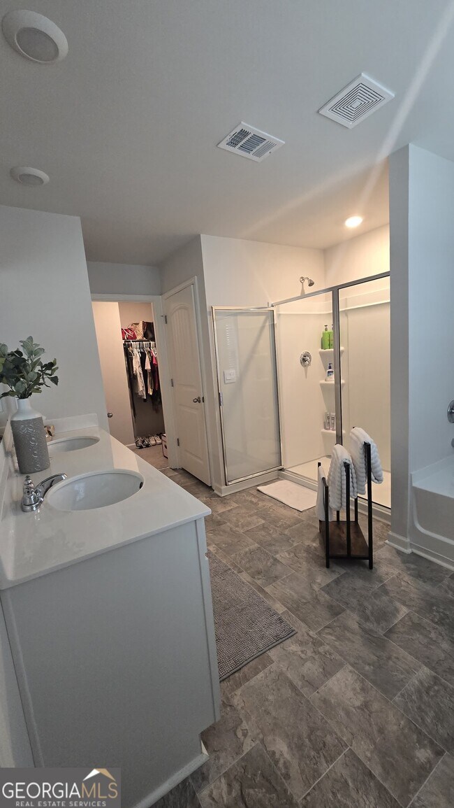 Building Photo - 364 Stoneybrook Dr