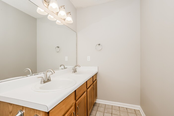 Building Photo - 515 Cedar Park Cir