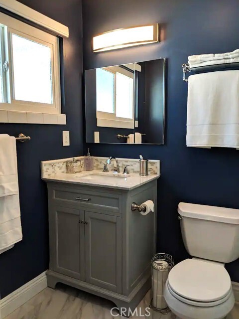 Building Photo - 12028 Brookshire Ave