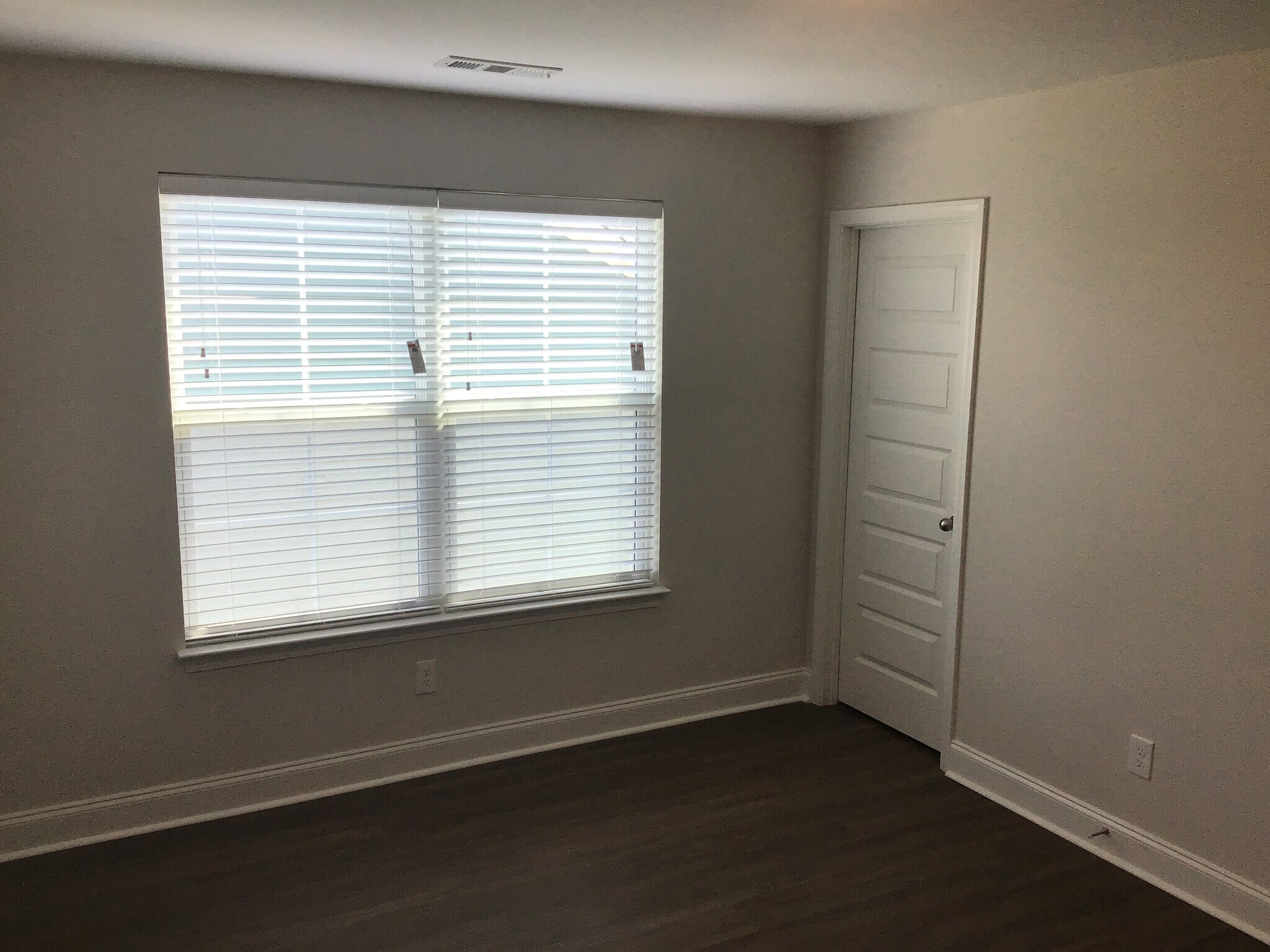 Building Photo - 5057 Mountain Springs Rd