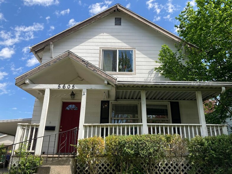 Primary Photo - 5605 N Bowdoin St