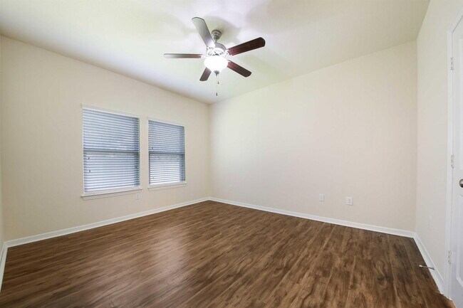 Building Photo - 14002 Madrigal Ln