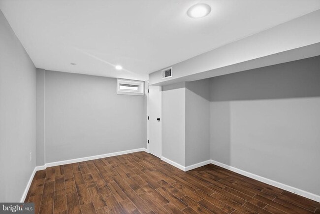 Building Photo - 9276 Soaring Hill Rd