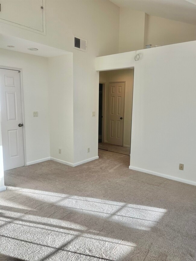 Building Photo - 5601 Baldwin Way