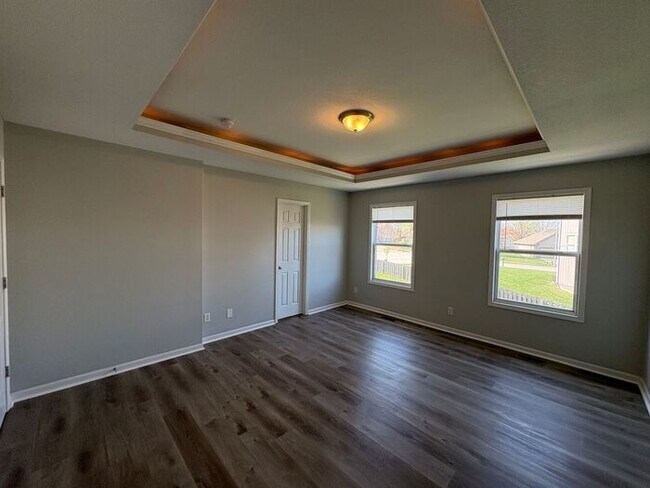 Building Photo - 3-Bedroom Home in a Quiet, Relaxing Neighb...