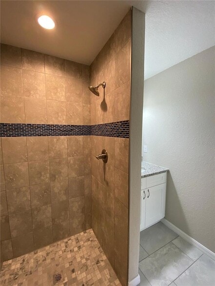 Building Photo - 16040 SW 21st Ct