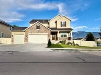 Building Photo - 9399 Koch Dr