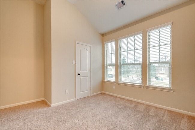 Building Photo - 220 Cheswood Forest Dr