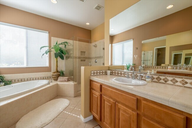 Building Photo - 52274 Shining Star Ln