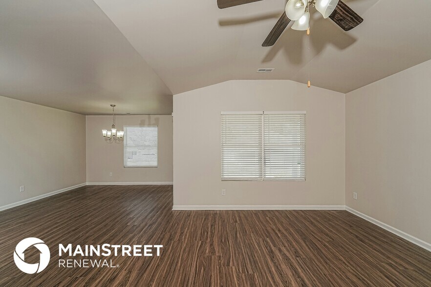 Building Photo - 204 Leonards Ct