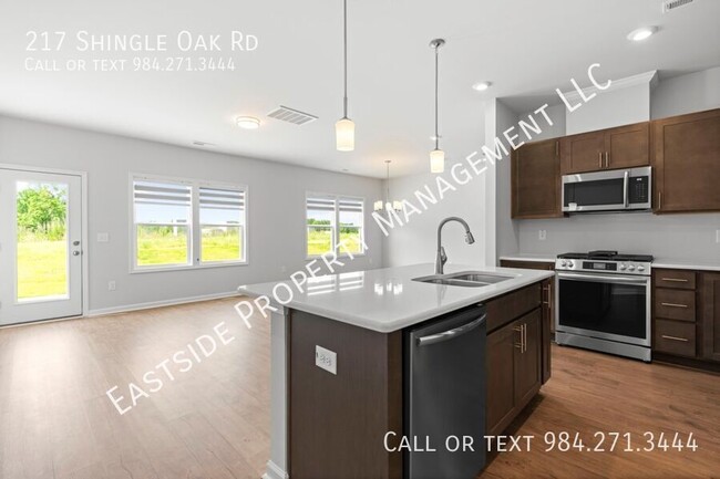 Building Photo - 217 Shingle Oak Rd
