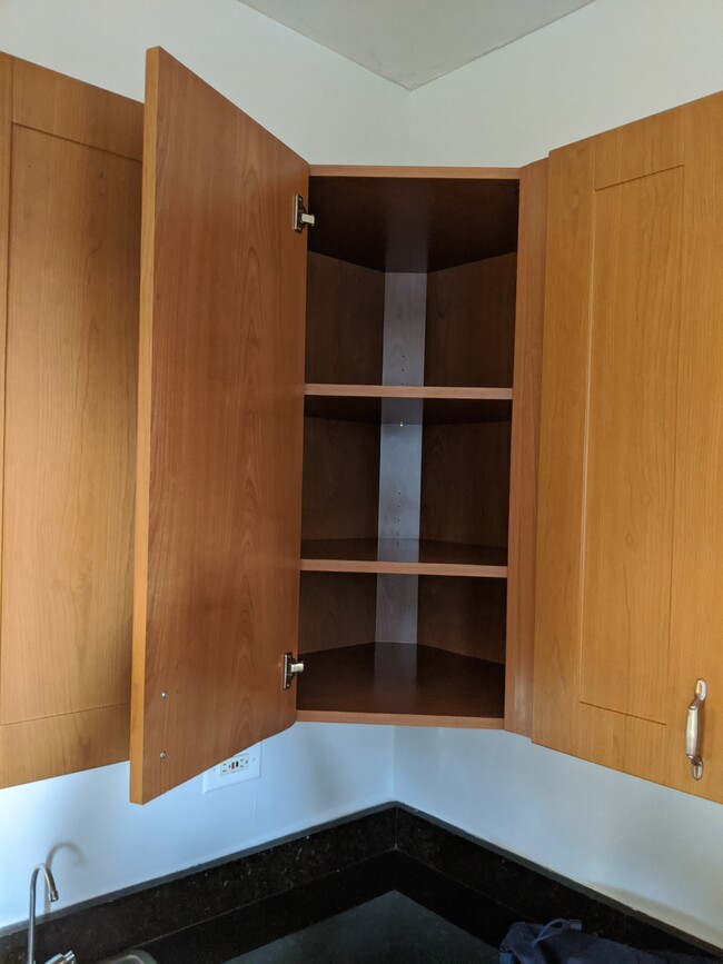 Kitchen Cabinets - 4750 N Washtenaw Ave