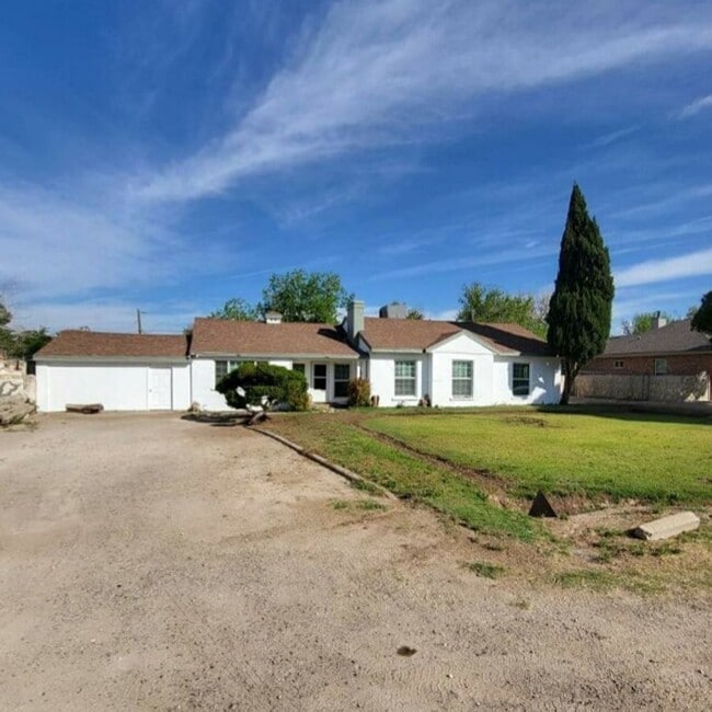 Building Photo - Beautiful RANCH HOME  Rental