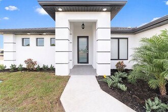 Building Photo - 3202 8th St SW