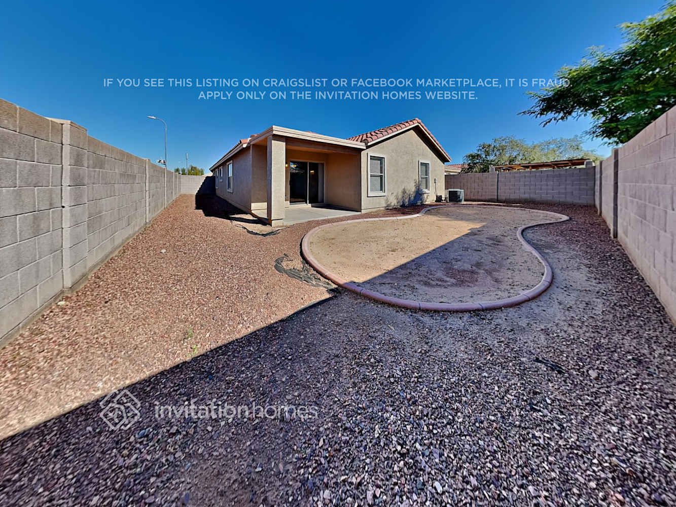 Building Photo - 2443 W Mobile Ln