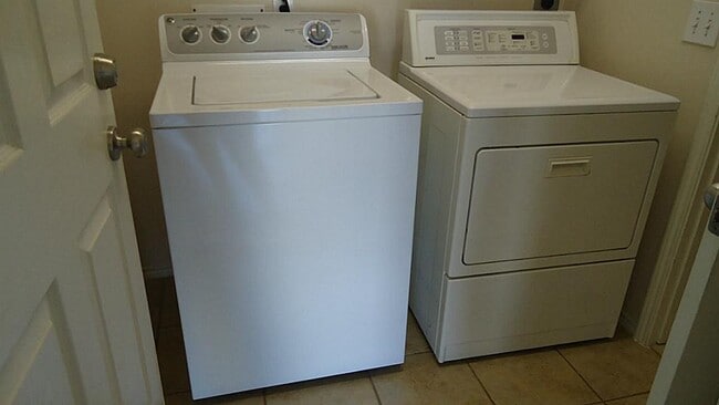 Building Photo - 3506 Cactus Creek Dr